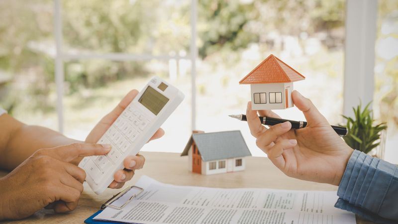 4 Reasons Commercial Real Estate is a Great Investment Blitz.jpg