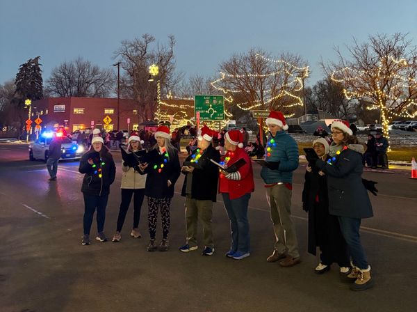 Berthoud Caroling Street.jpg