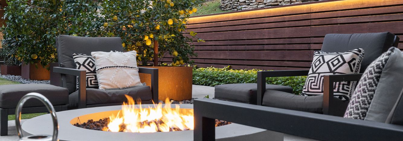 Custom landscape lighting installation in Carlton Woods The Woodlands