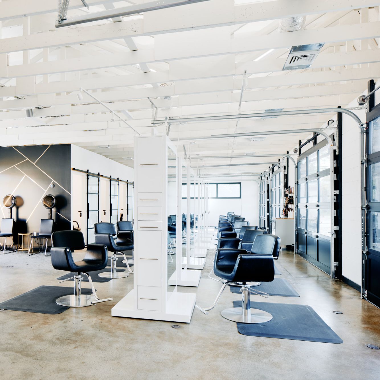40 Volume Salon & Spa