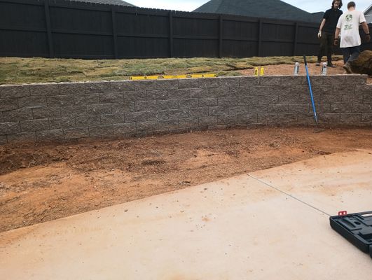 precisionoutdoorretainingwall1.jpeg