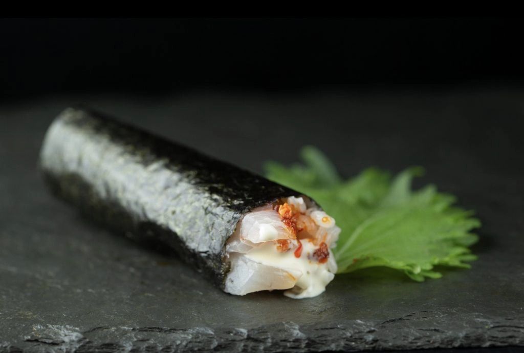 Yellowtail-Hand-Roll.jpg