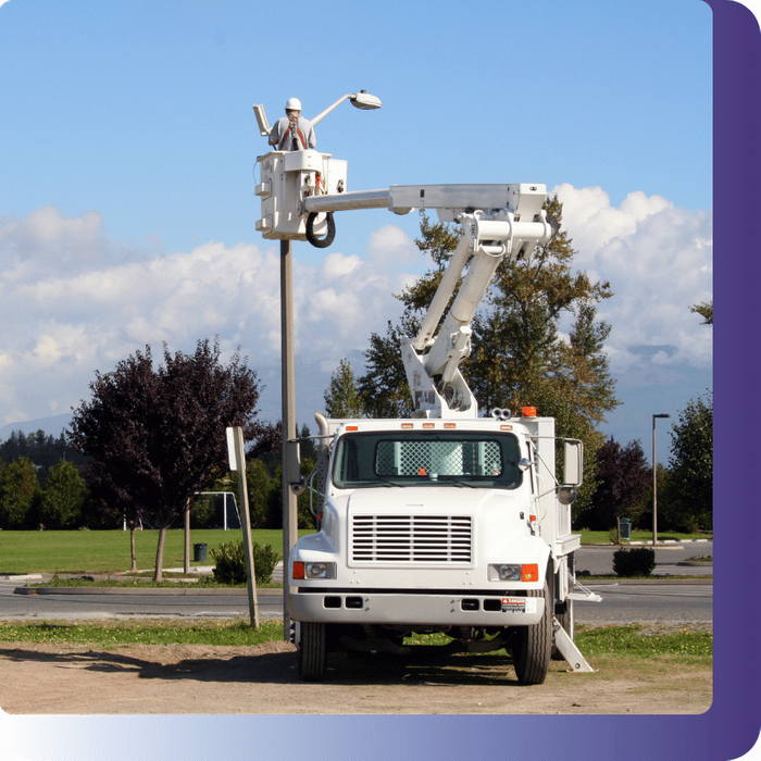 Commercial Parking Lot Light Maintenance 4.png