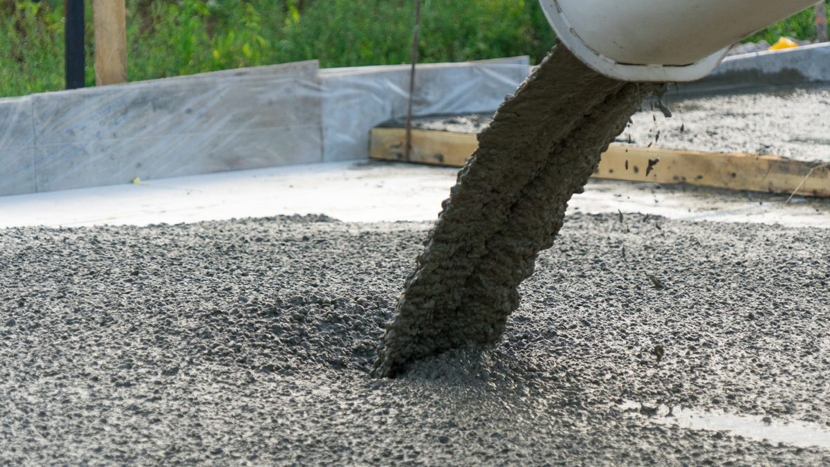 4 Projects That Need a Concrete Boom Pump - Hero.png