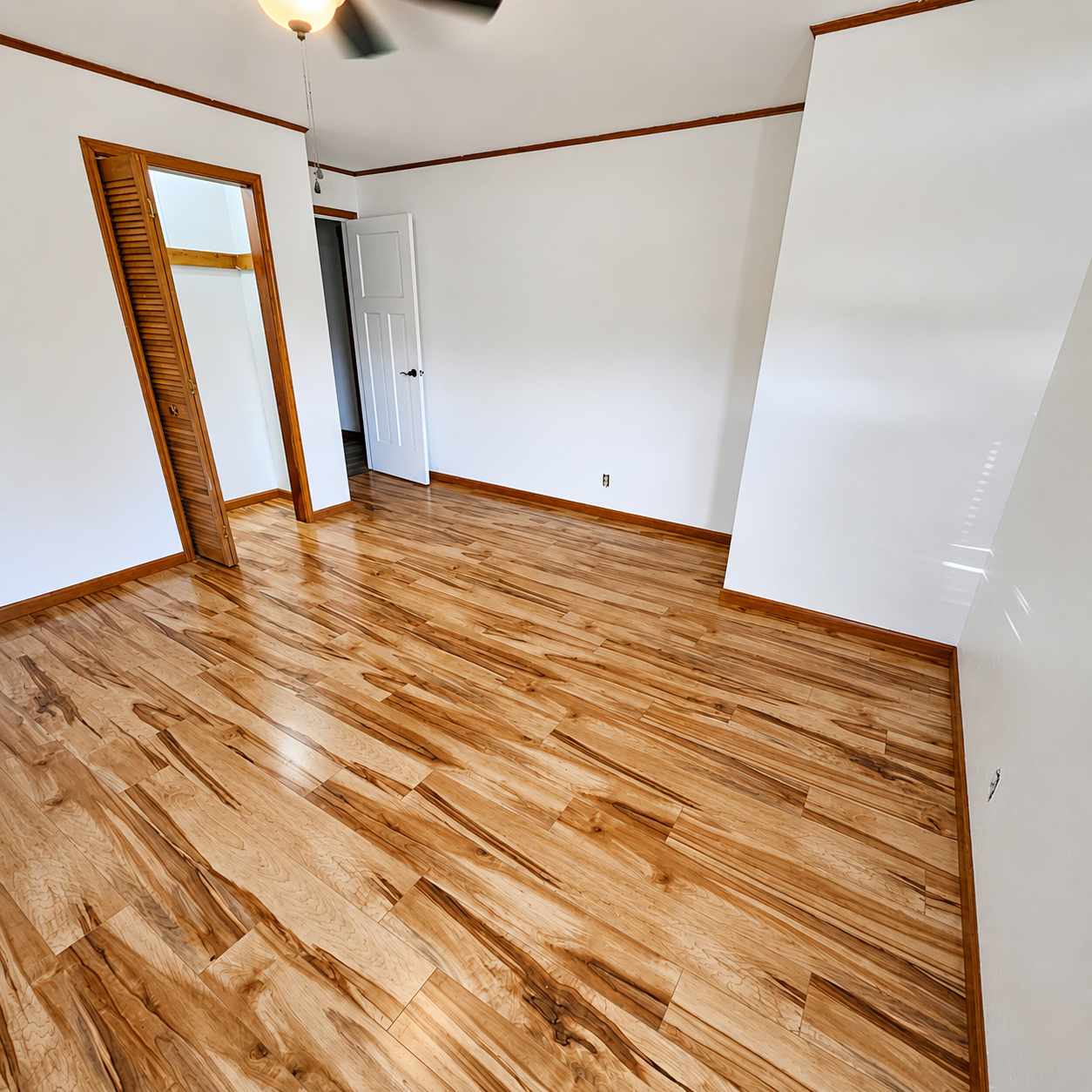 Laminate Flooring Installation