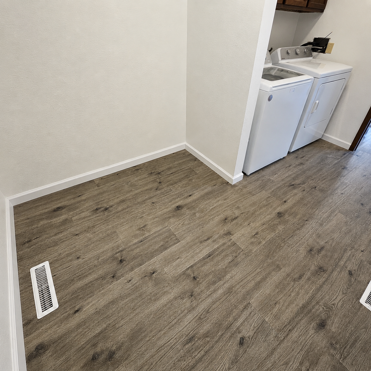 Laminate Flooring Installation