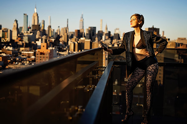 NYC boudoir photography portrait woman with NYC skyline