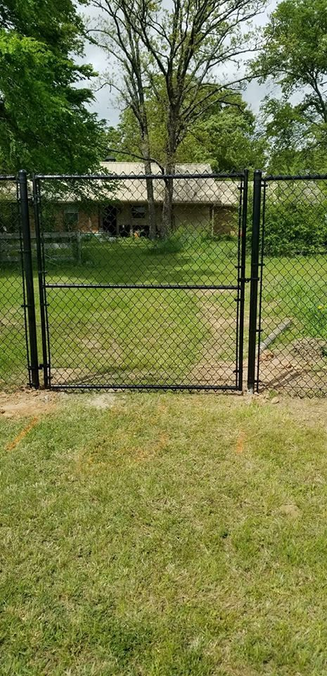 tri-county-fence-gallery-38-1920w.jpg
