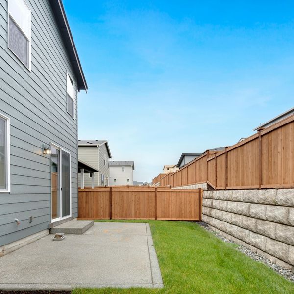 image of backyard fencing