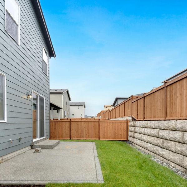 image of backyard fencing