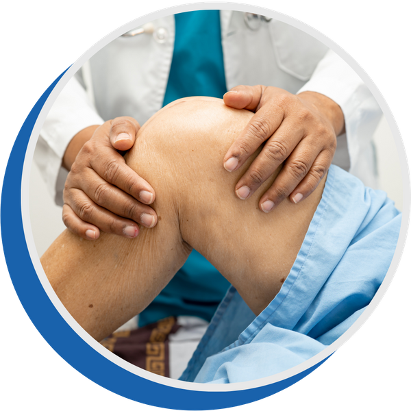 doctor examining knee 