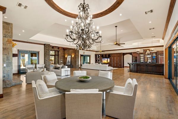 KC Realty Gallery 7.jpg