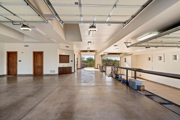 KC Realty Home 5.jpg