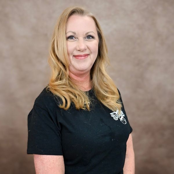 Suzanne-Griffin-Barber.jpg