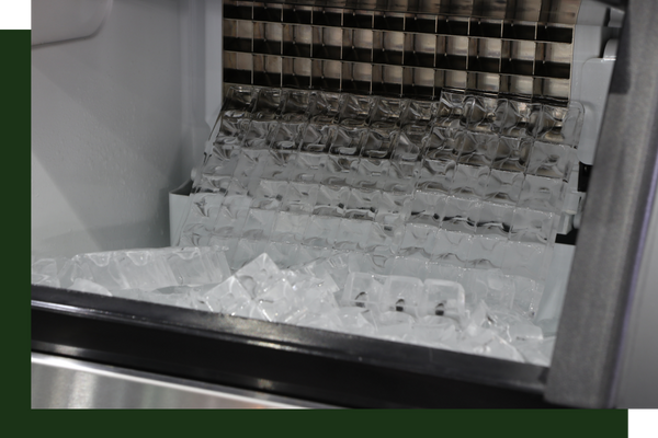 functioning ice maker