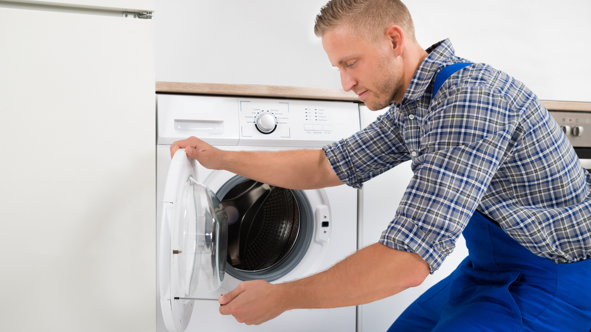 Exploring the Benefits of Timely Washer and Dryer Repair.png