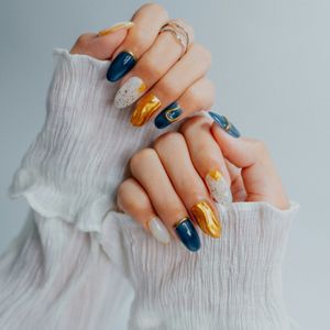 Herdis Nails.jpg