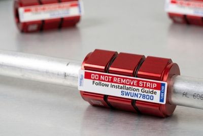 Snaplock metal to metal fitting on an aluminum pipe