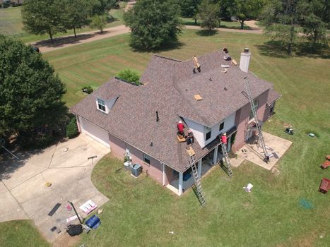 Madison, MS Roofer