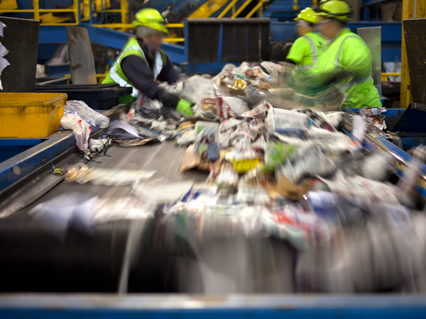 Image of recycling conveyor belt