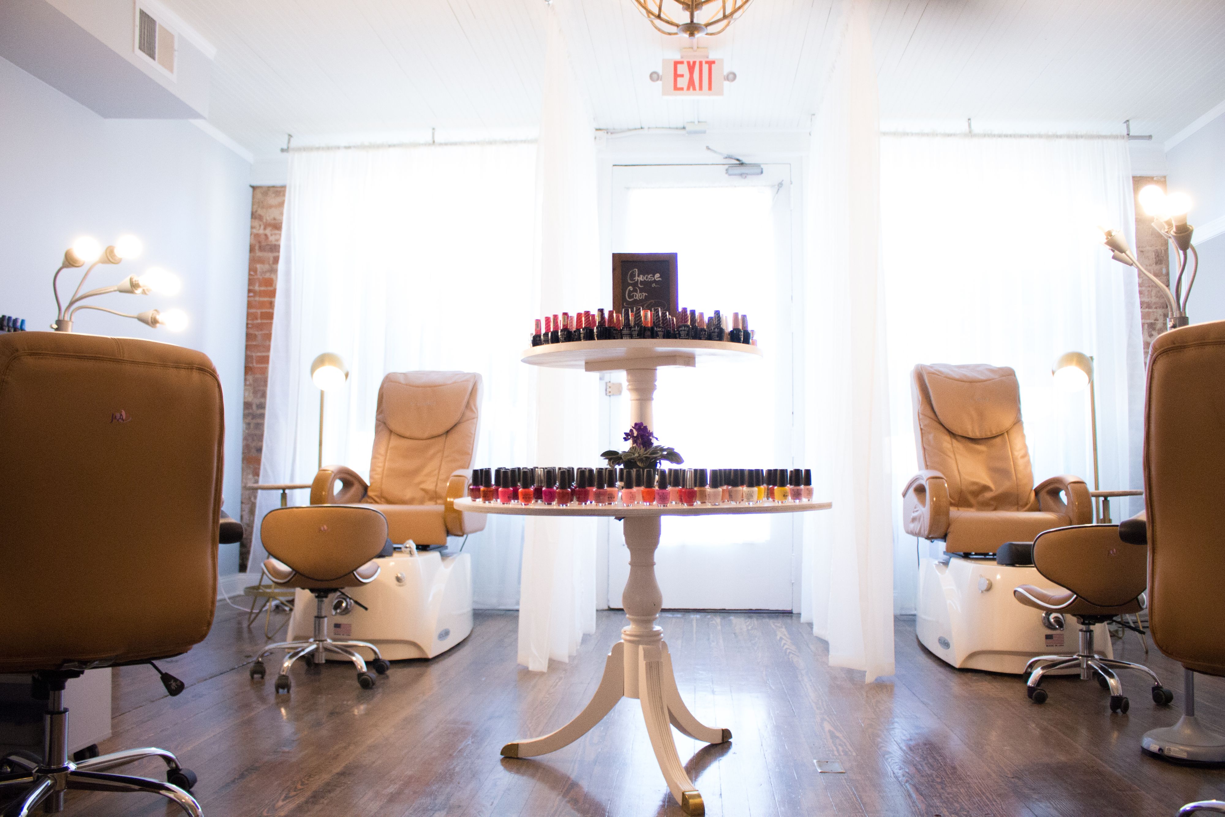 Use In Slide Show Salon Emage Home Page 5.jpg