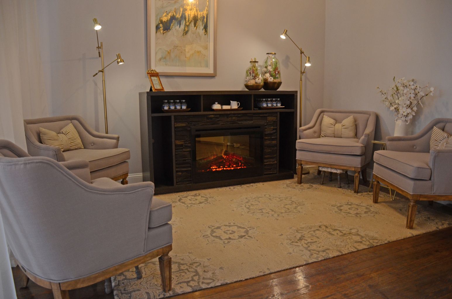 Use In Slide Show Salon Emage Home Page 6.JPG