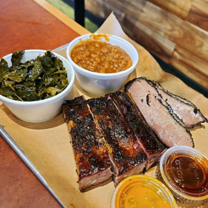 barbecue food truck items