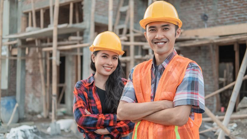 HOP advocates at a job site