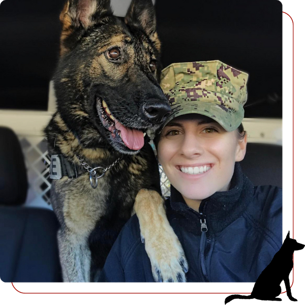 Lauren with her dog on her shoulder