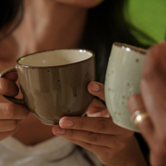 Women drinking coffee