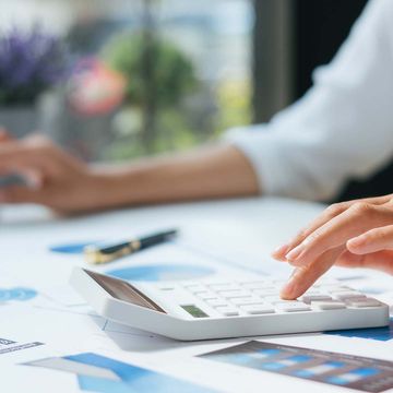 Establishing a Robust Cash Reserve and Budget