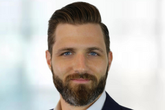 Sean Farrell.png