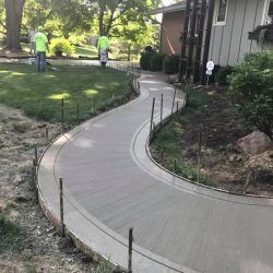 Concrete-driveway-Powell-in-progress-3-5ca64cdc2217b-250x250.jpg