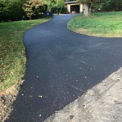 UA-asphalt-drive-2018-5ca64c091e606-250x250.jpg