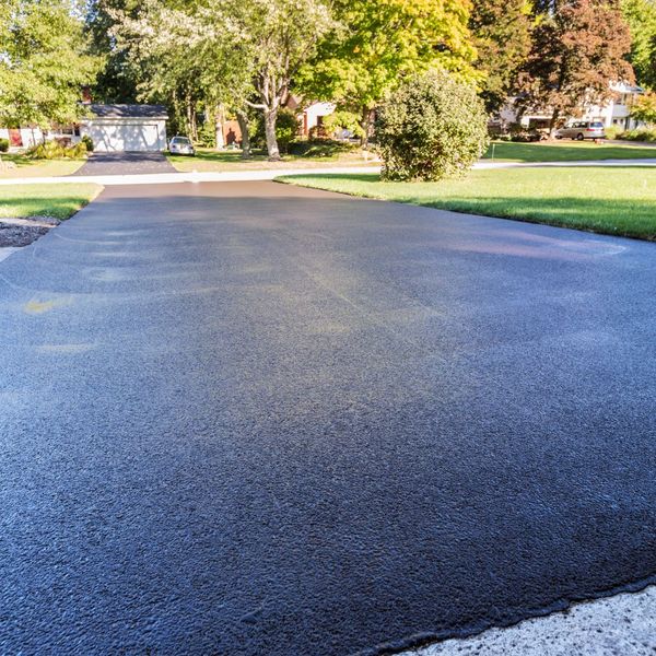 Asphalt vs Gravel Driveways - Why Choose Pavement - image 3.jpg
