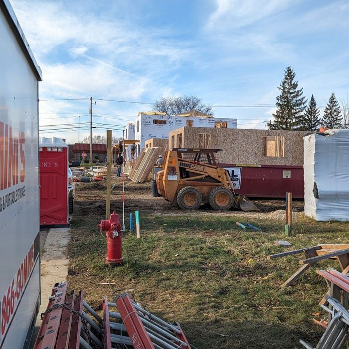 The Benefits of Construction Storage Containers for Jobsite Organization 3.jpg