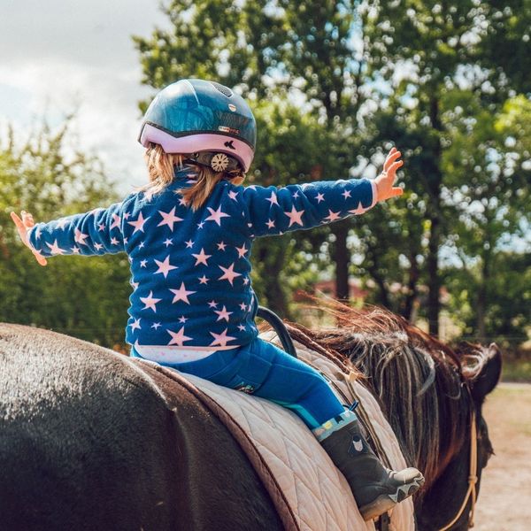 kid's horseback riding