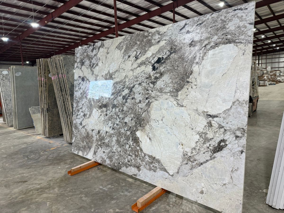 Mona Lisa Quartzite 9.jpg