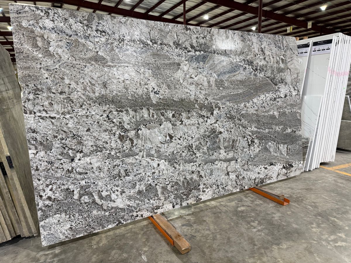 Alpine White Granite 25091501W 2.jpeg