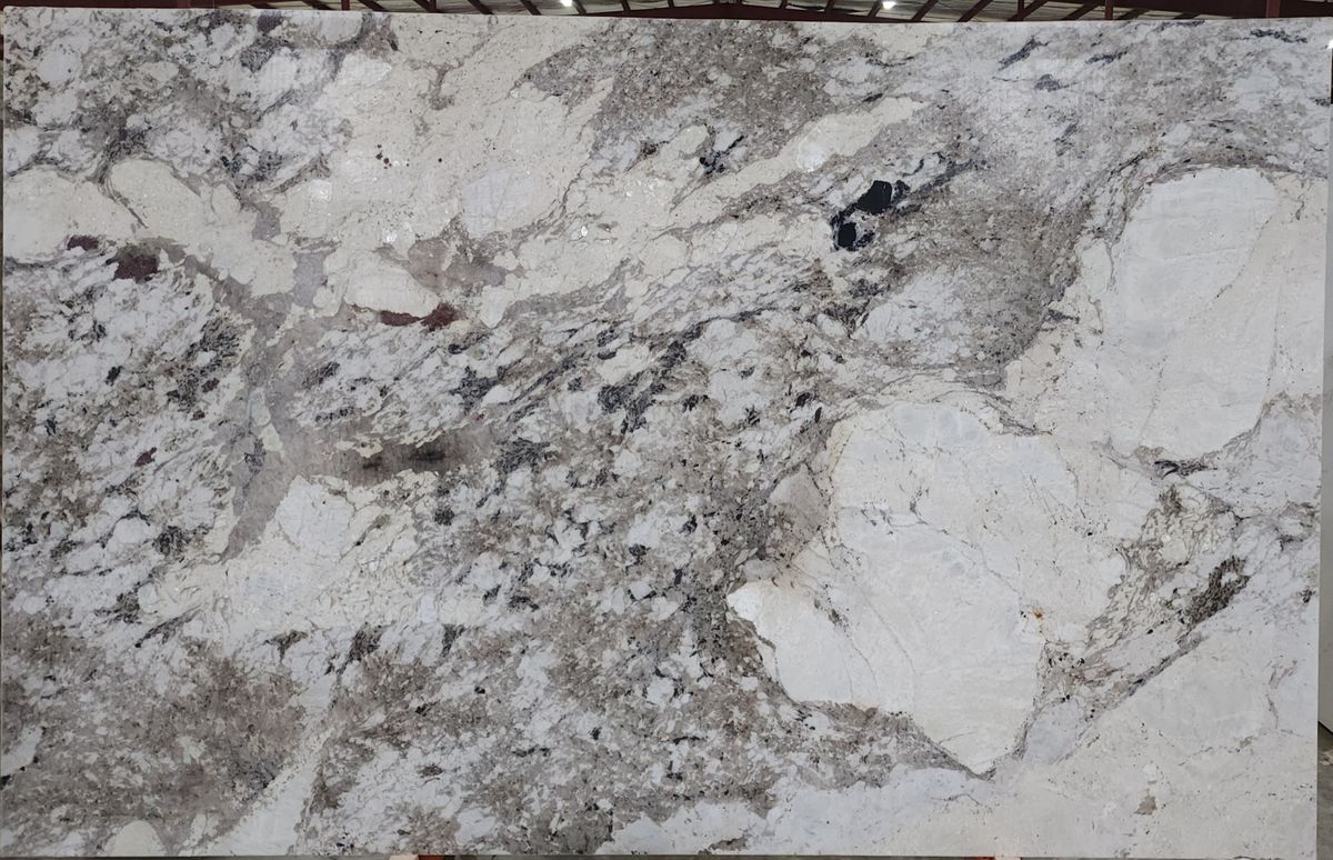 Mona Lisa Granite 2.jpg