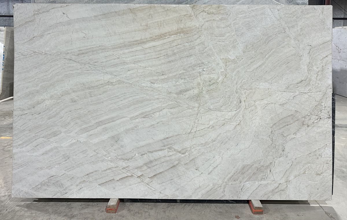 Perla Bianco 7.jpg