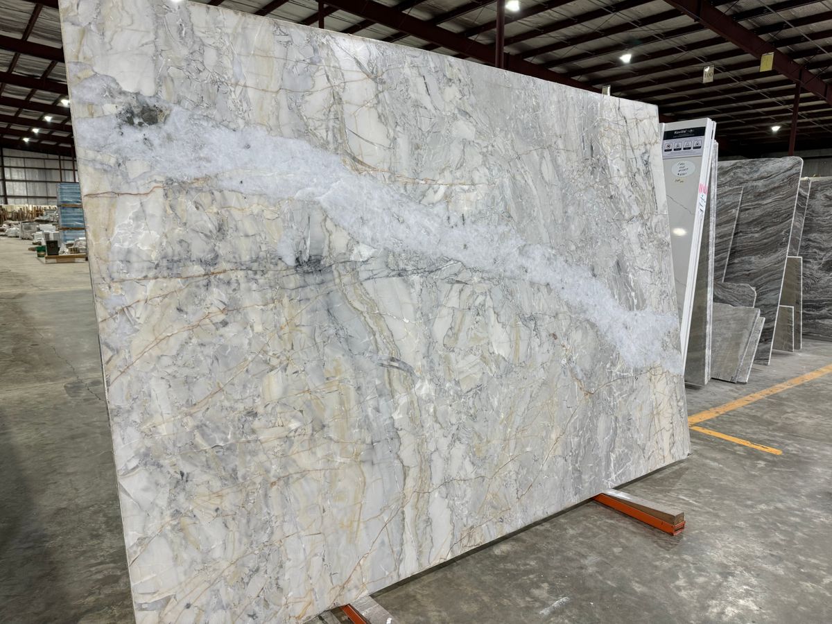 Statuarium Stratelli.Statuarium Crystal Quartzite 4.jpg