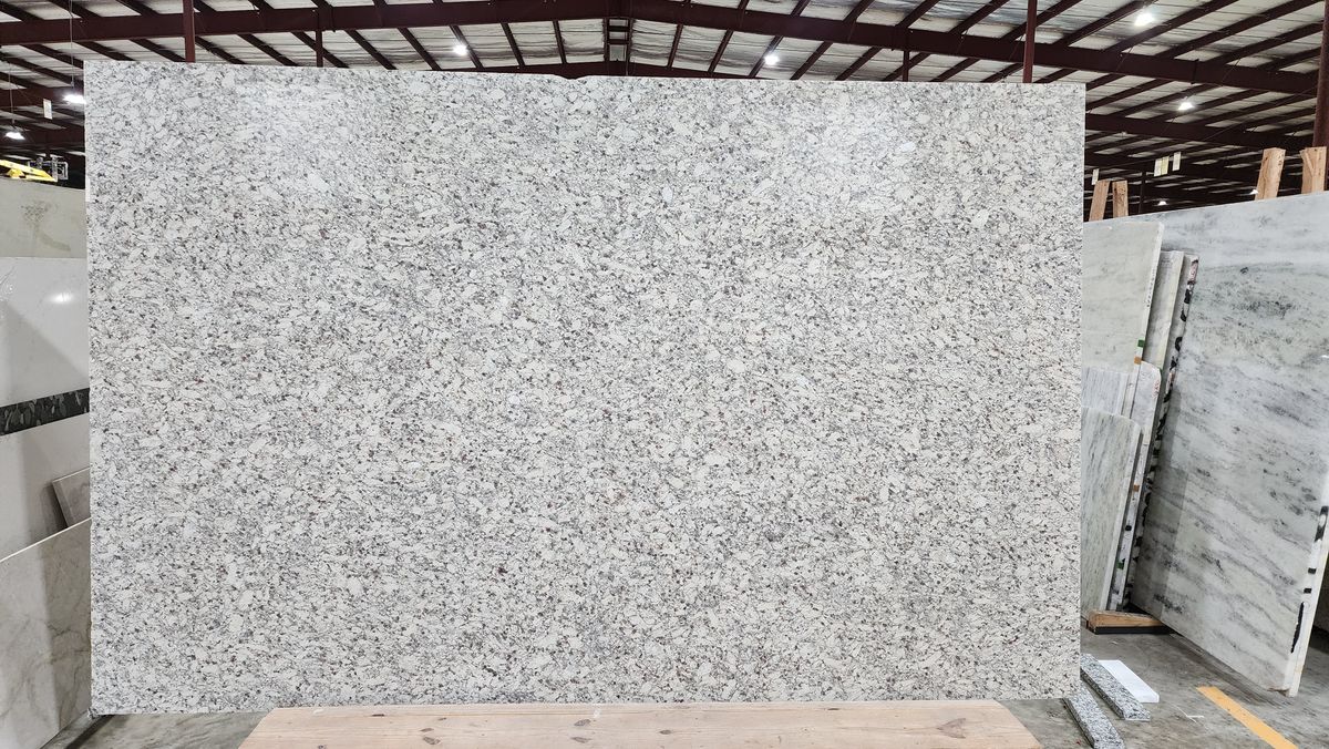 Moon White Granite 3 121x78 37.95.jpg