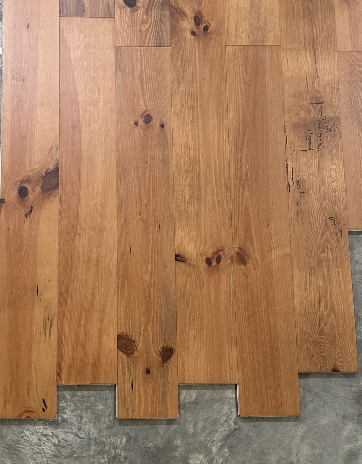 Reclaimed Pine 5.jpg