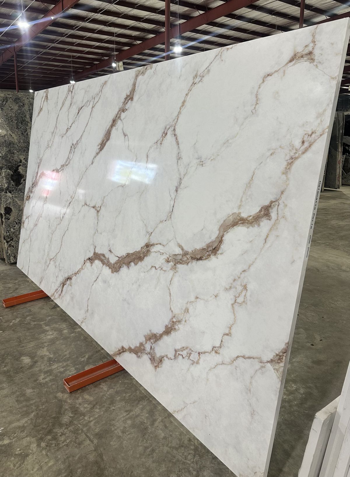 Calacatta Perla 2 .jpg