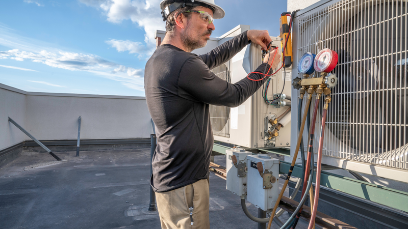 4 Tips For Hiring An HVAC Heating & Air Contractor header.png