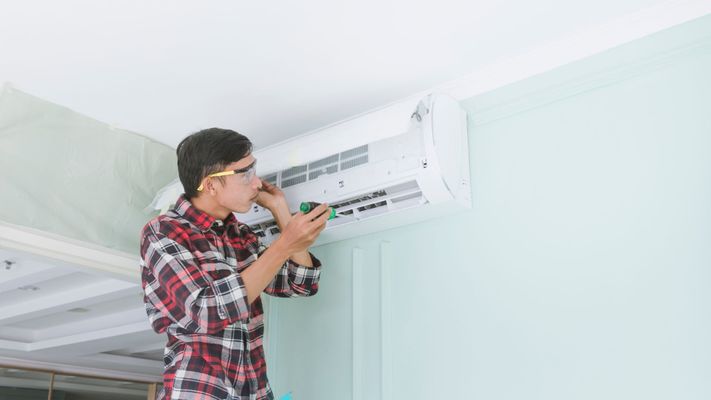 What To Look For In An AC Contractor header.jpg