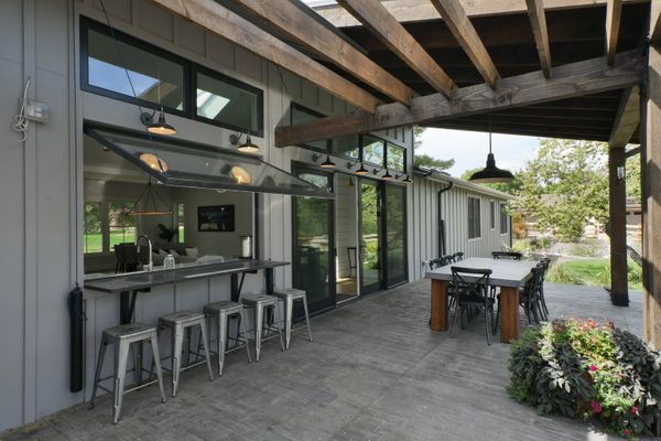 13+Indoor-Outdoor+Kitchen+copy.jpg