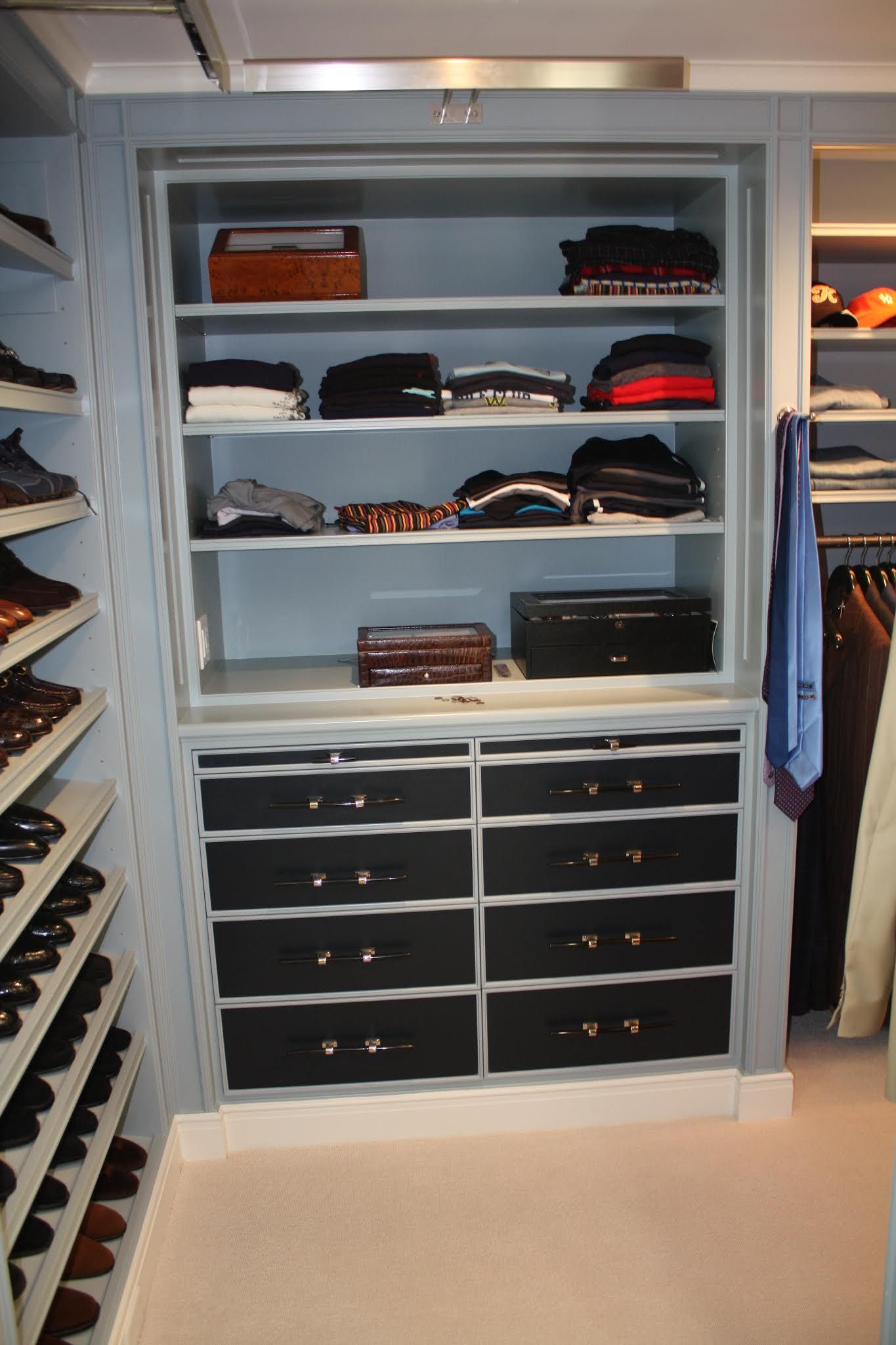 closet drawers