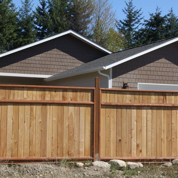 The Ultimate Guide to Choosing the Right Fence for Your Home1.jpg